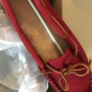 Old friend slippers new in box